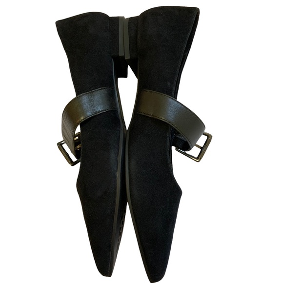 AEROSOLES Black Pointed Flats with Strap - Picture 6 of 10